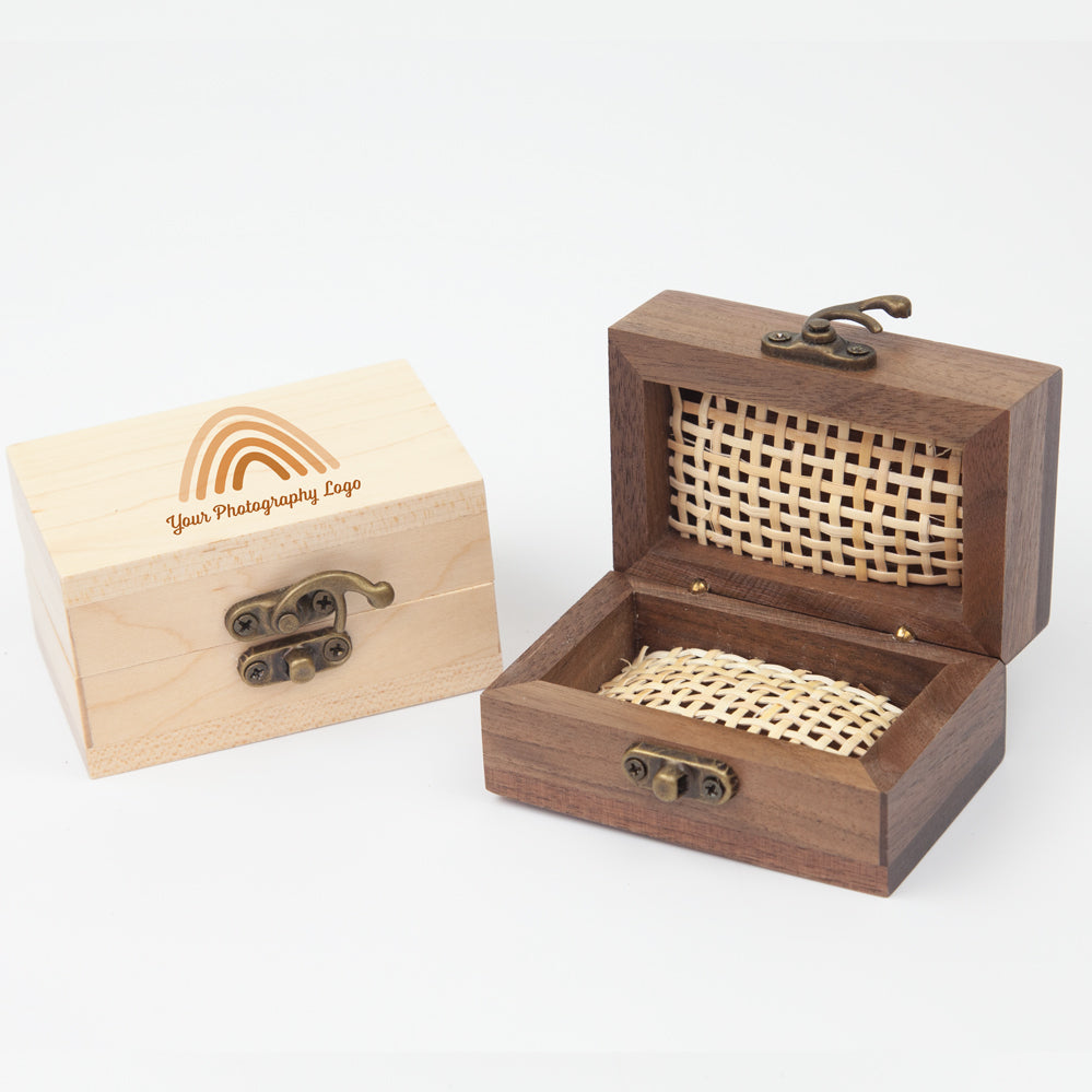 Dark and light wood treasure box, light wood printed with logo