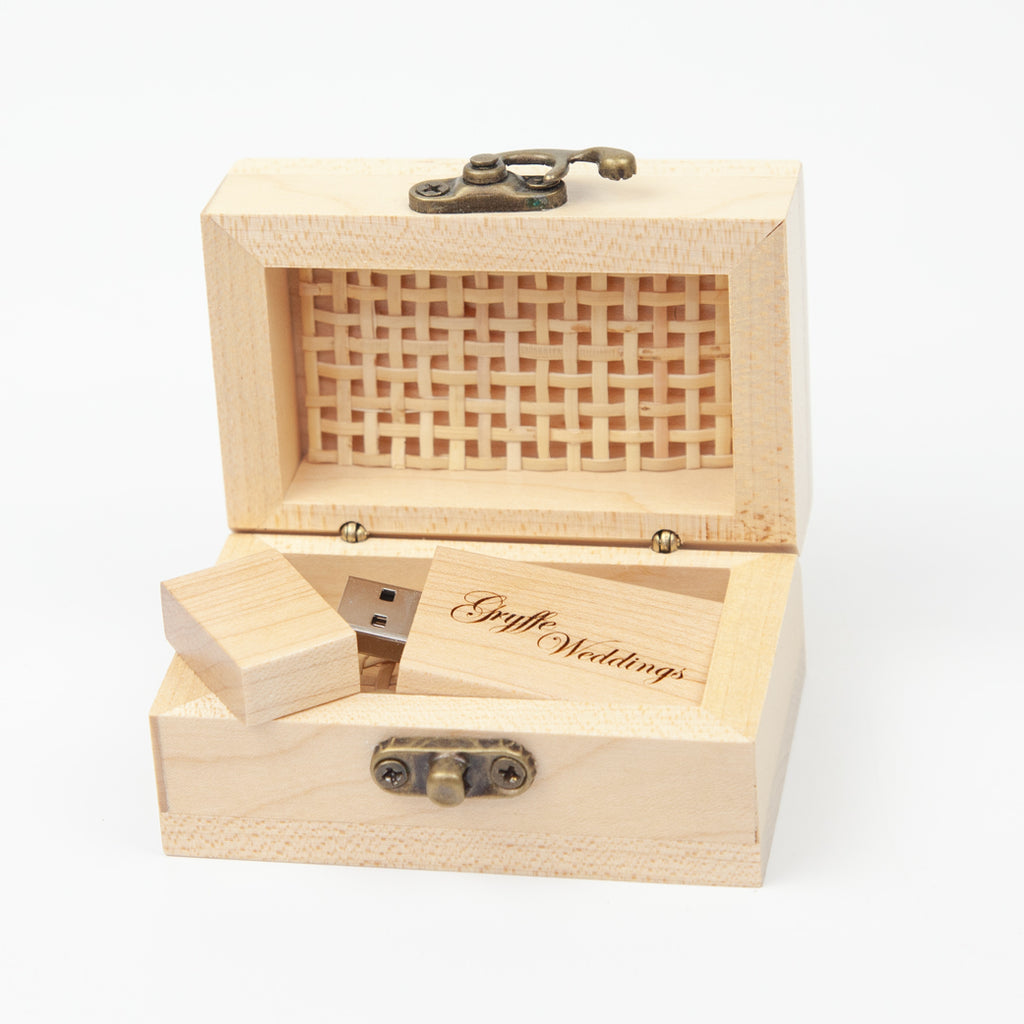 Light wood treasure box with woodland inside